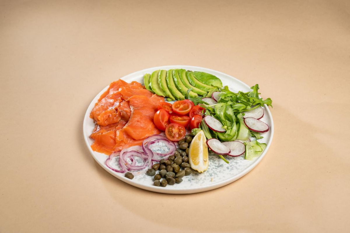 Qızılbalıq Salatı